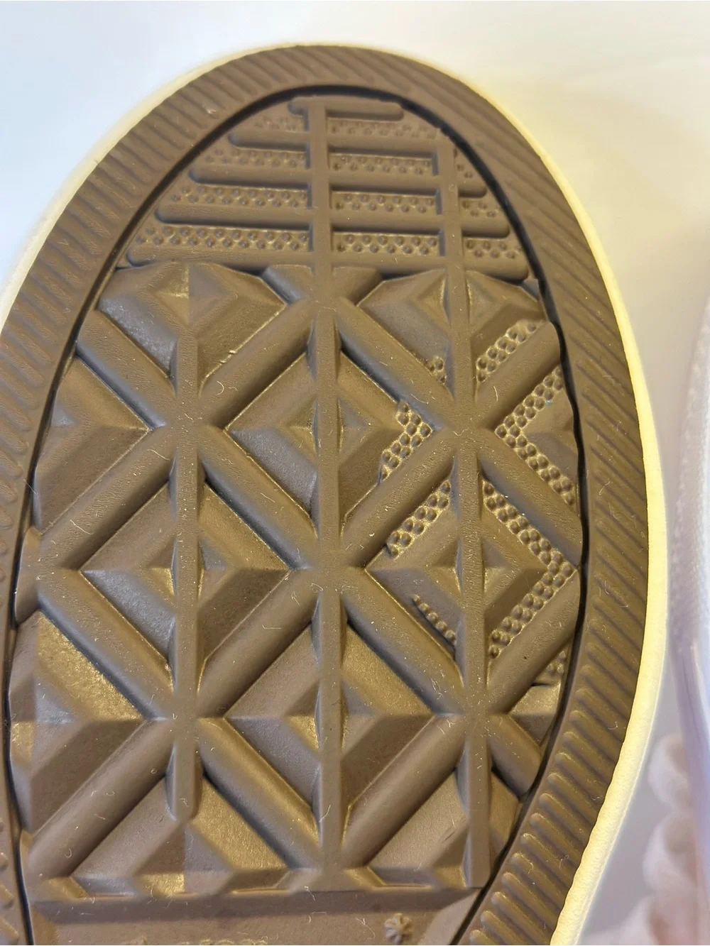 Converse stylish platform